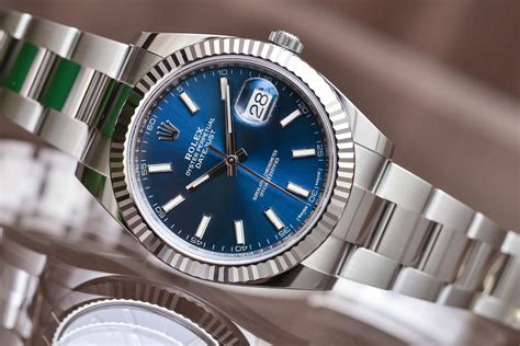 rolex datejust 41 or submariner|rolex submariner datejust price.